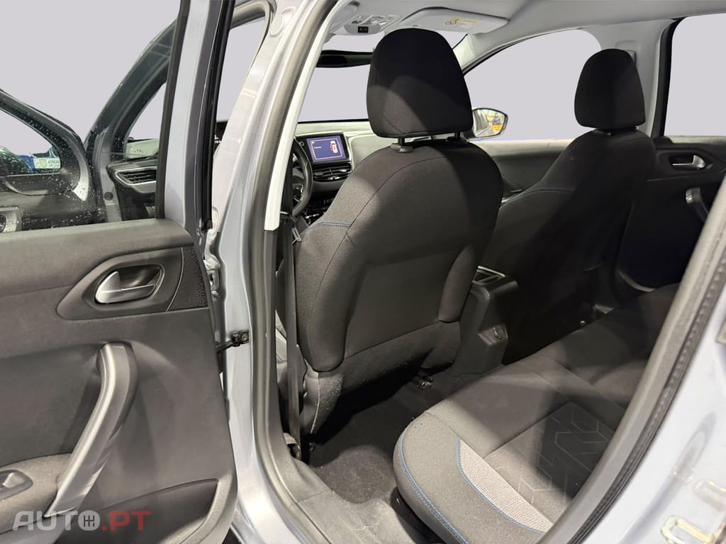 Peugeot 2008 1.2 Business