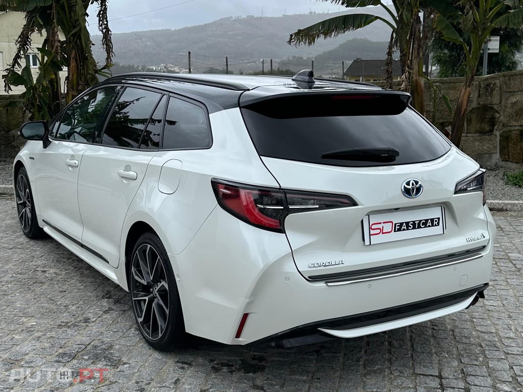 Toyota Corolla TOURING SPORTS 184H COLLECTION
