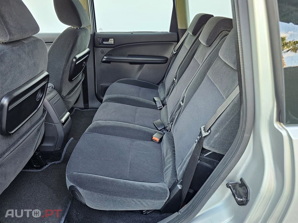 Ford C-Max Guia