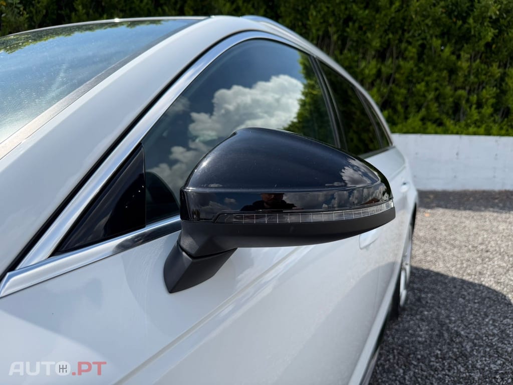 Audi A4 Avant 2.0 TDi Multitronic S-line
