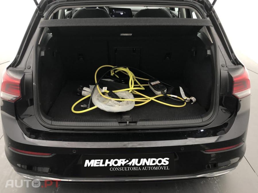 Volkswagen Golf 1.4 TSI e-Hybrid DSG