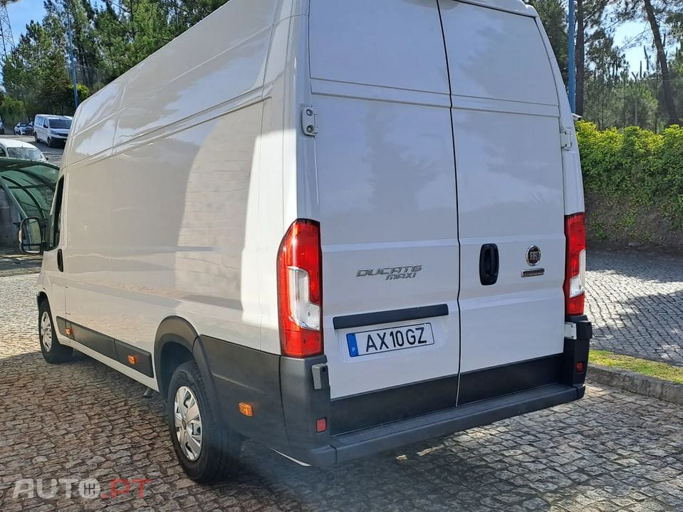 Fiat Ducato DUCATO Maxi 35 XLH3 (17m3) 2.2 Multijet 180cv