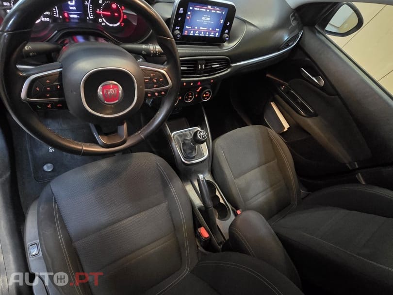 Fiat Tipo 1.3 M-Jet Lounge