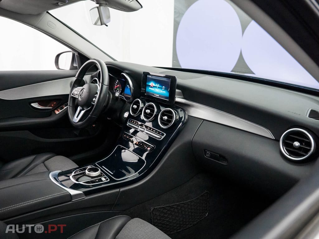 Mercedes-Benz C 300 de Avantgarde