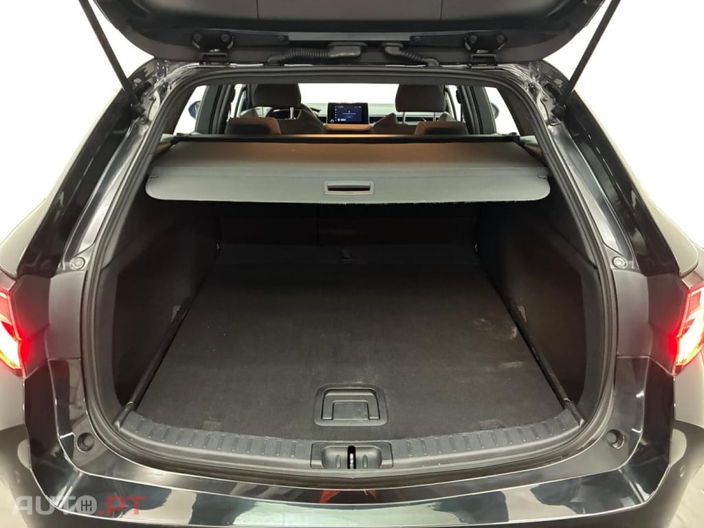 Toyota Corolla Touring Sports 1.8 Hybrid Dynamic