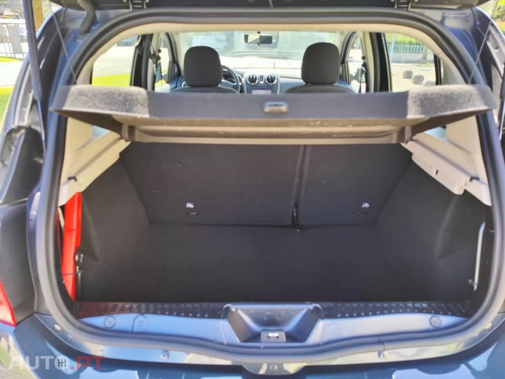 Dacia Sandero 0.9 TCe Stepway — fotografia 12