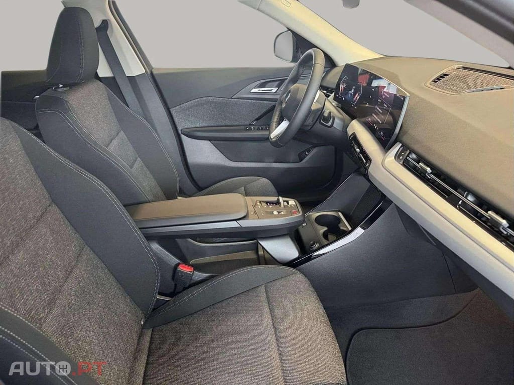 BMW iX2 eDrive20 