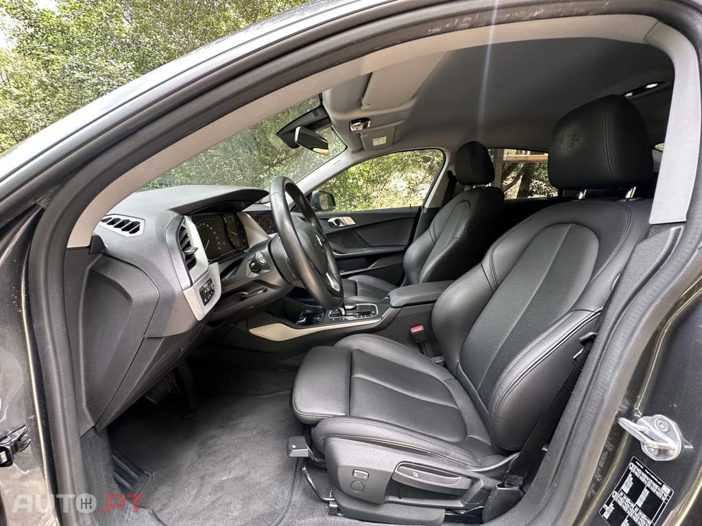 BMW 216 d Line Sport