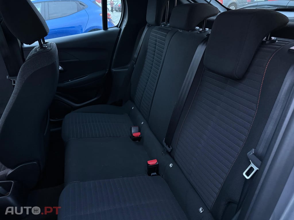 Peugeot 208 PureTech 75 Allure
