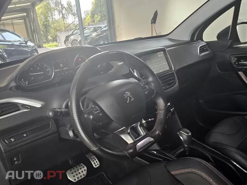 Peugeot 2008 1.2 PureTech GT Line EAT6