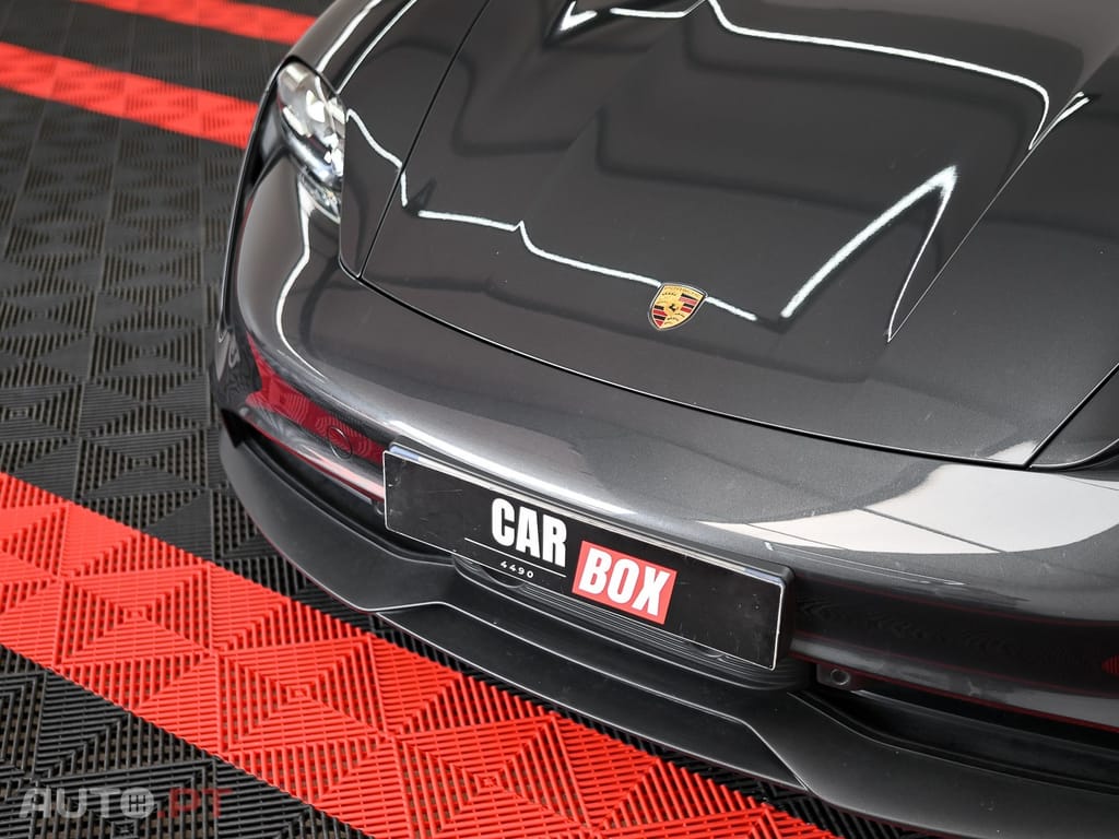 Porsche Taycan 4S