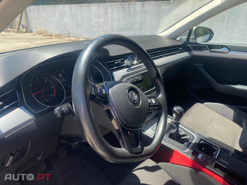 Volkswagen Passat 1.6 TDI Blue Motion