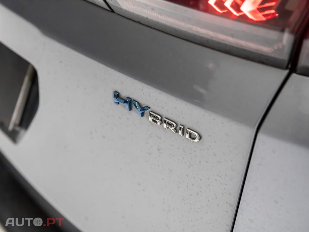 Peugeot 3008 1.6 Hybrid Allure Pack e-EAT8