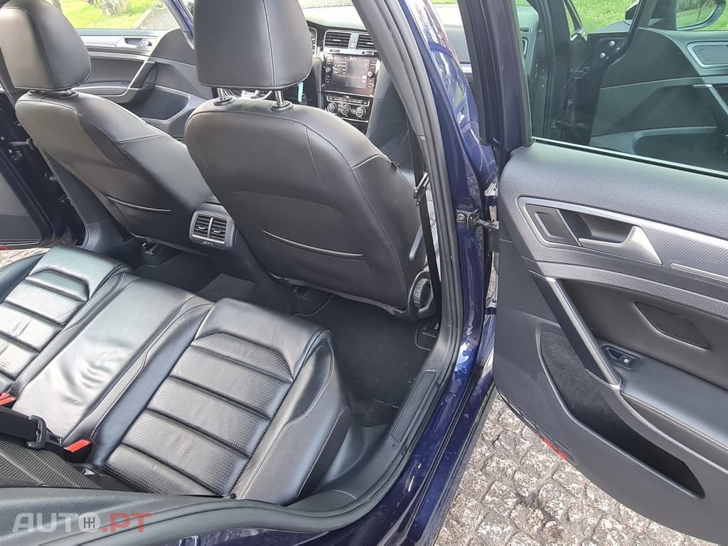 Volkswagen Golf 1.6 TDI R-Line DSG