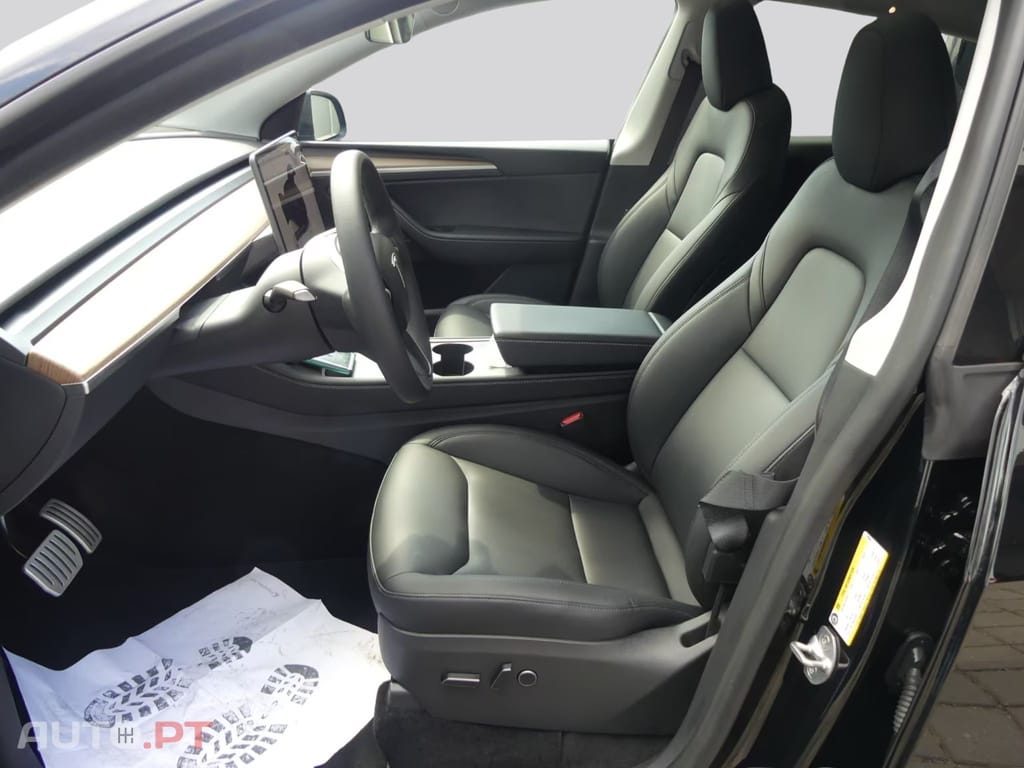 Tesla Model Y I.V.A DEDUTIVEL Performance Dual AWD