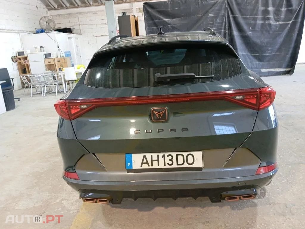 Cupra Formentor 1.4 e-Hybrid DSG VZ
