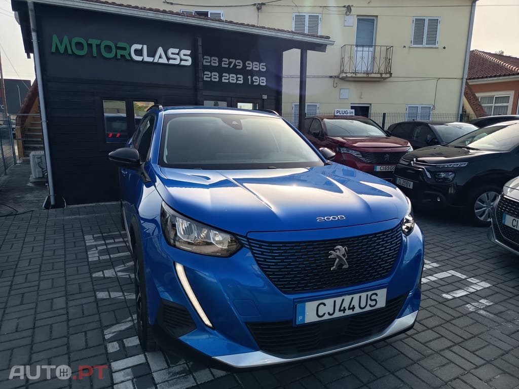 Peugeot E-2008 50 kWh Allure