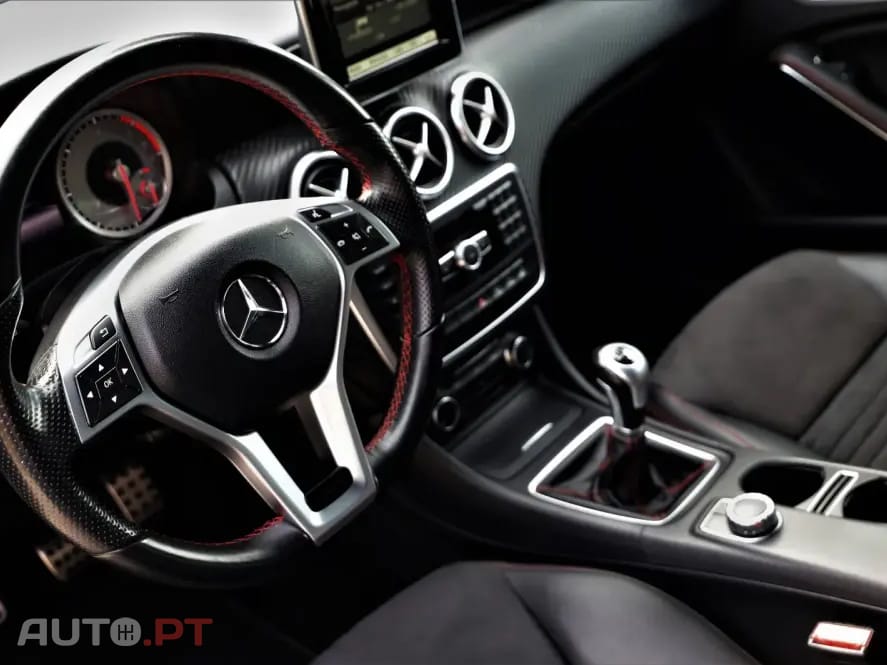 Mercedes-Benz A 180 d AMG Line