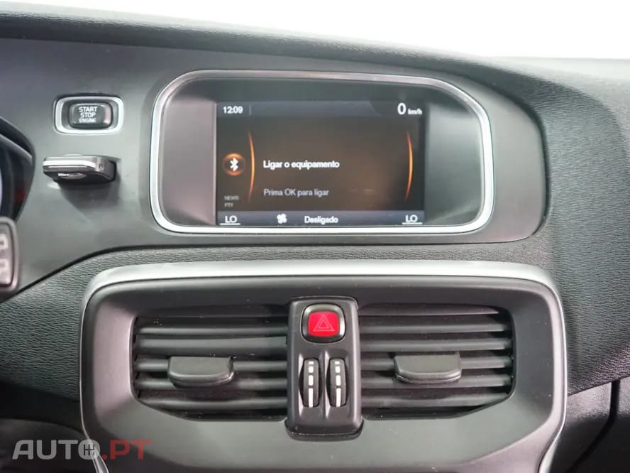 Volvo V40 1.6 D2 R-Design Momentum