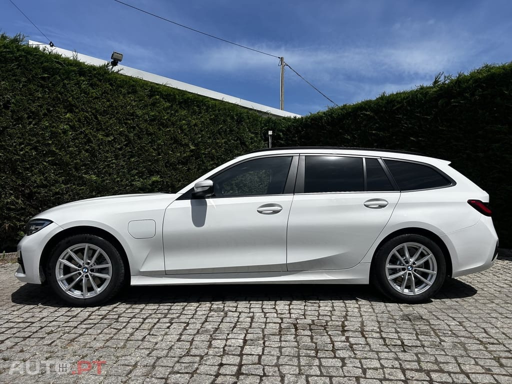 BMW 320 e Touring Line Luxury Auto