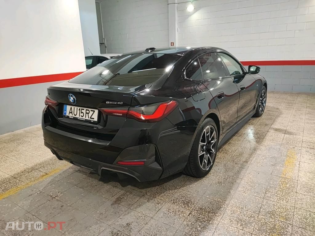 BMW i4 eDrive40 Desportiva M