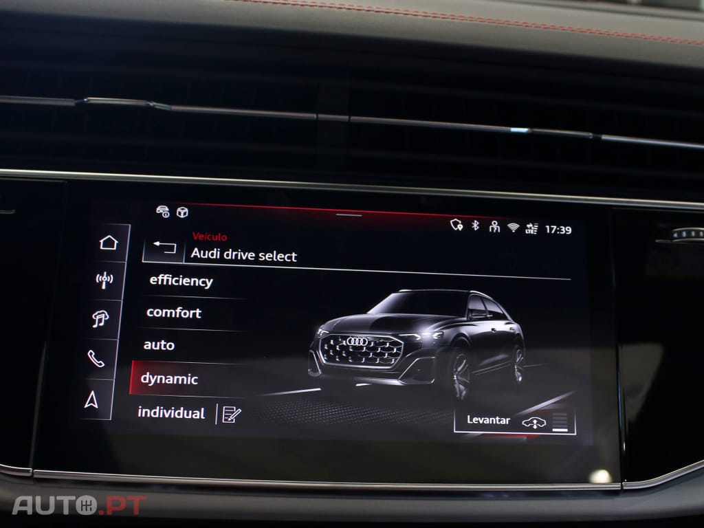 Audi Q8 55 TFSIe quattro Tiptronic