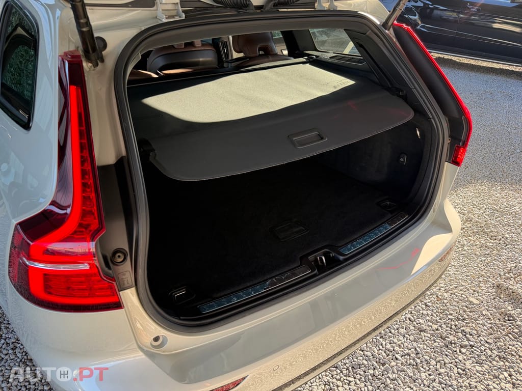 Volvo V60 2.0 T6 AWD TE R-Design