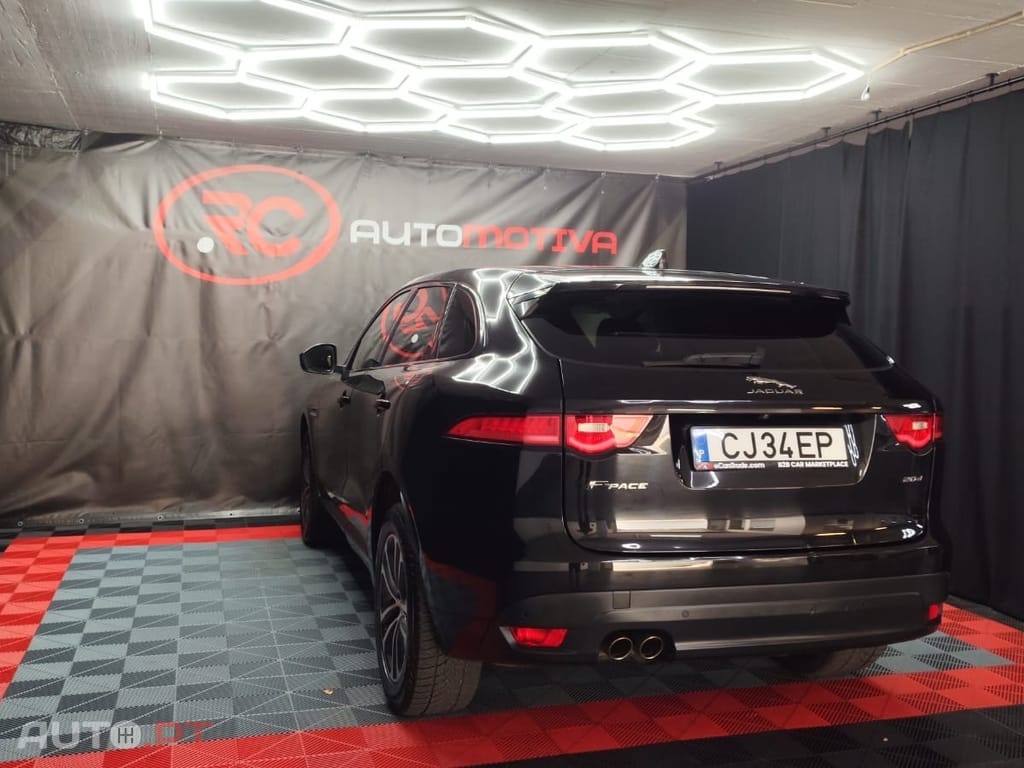 Jaguar F-Pace 2.0 i4D Portfolio AWD Aut.