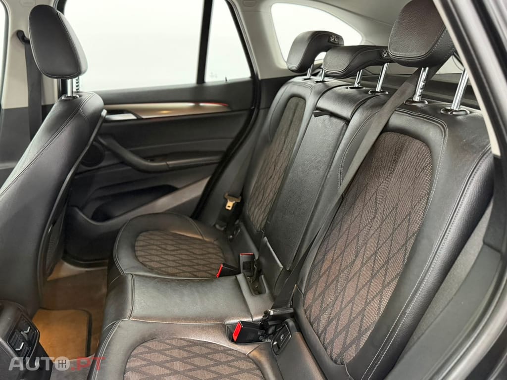 BMW X1 18 d sDrive xLine Auto