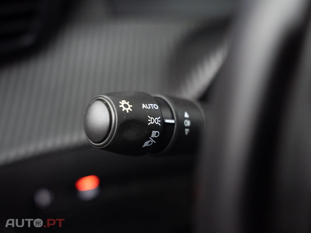 Peugeot 2008 1.2 PureTech Active Pack