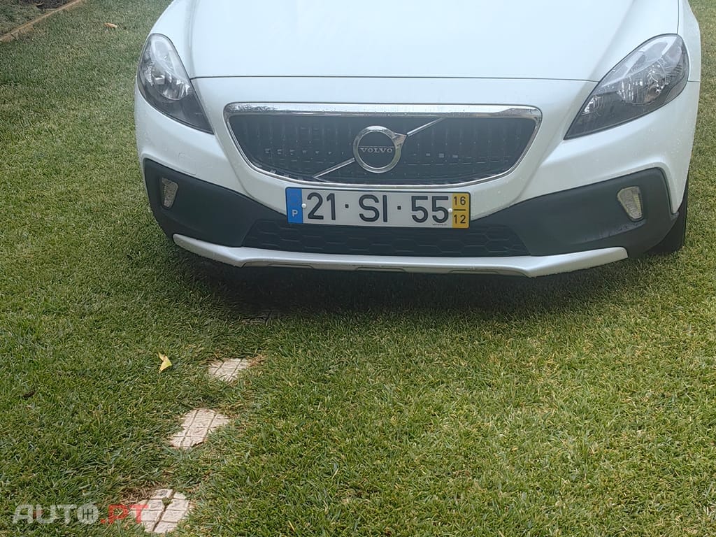 Volvo V40 Cross Country Vor