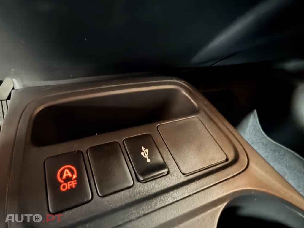 Mitsubishi Space Star 1.2 Intense Connect Edition