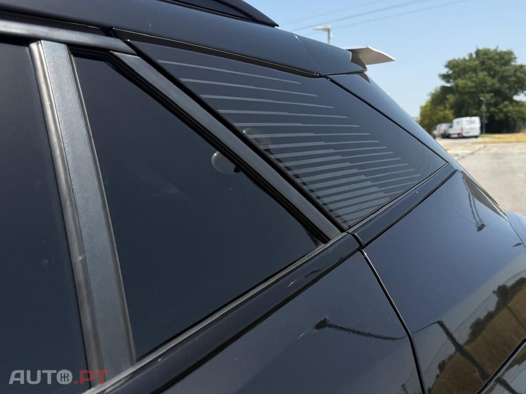 Peugeot 2008 1.2 PureTech GT EAT8