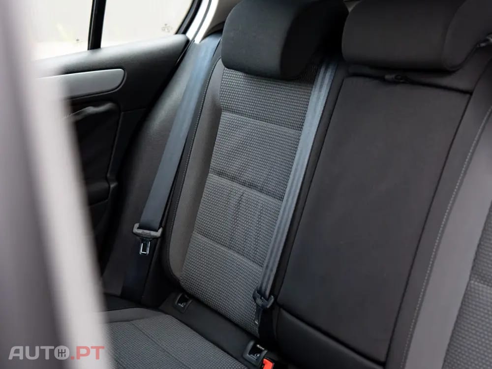 Volkswagen Golf 2.0 TDi Confortline