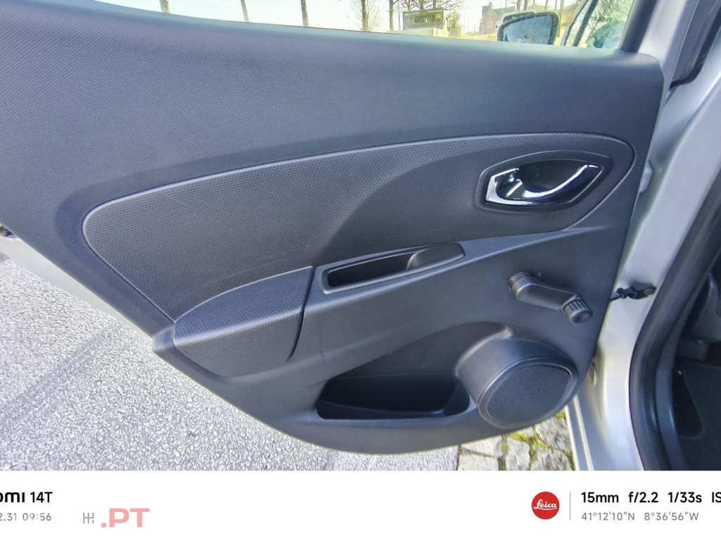 Renault Clio 1.2 16V 75 Collection