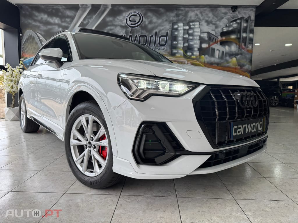 Audi Q3 45 TFSIe S line S tronic