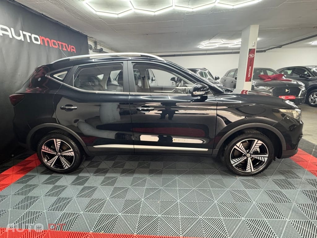 MG ZS 44.5 kWh Luxury