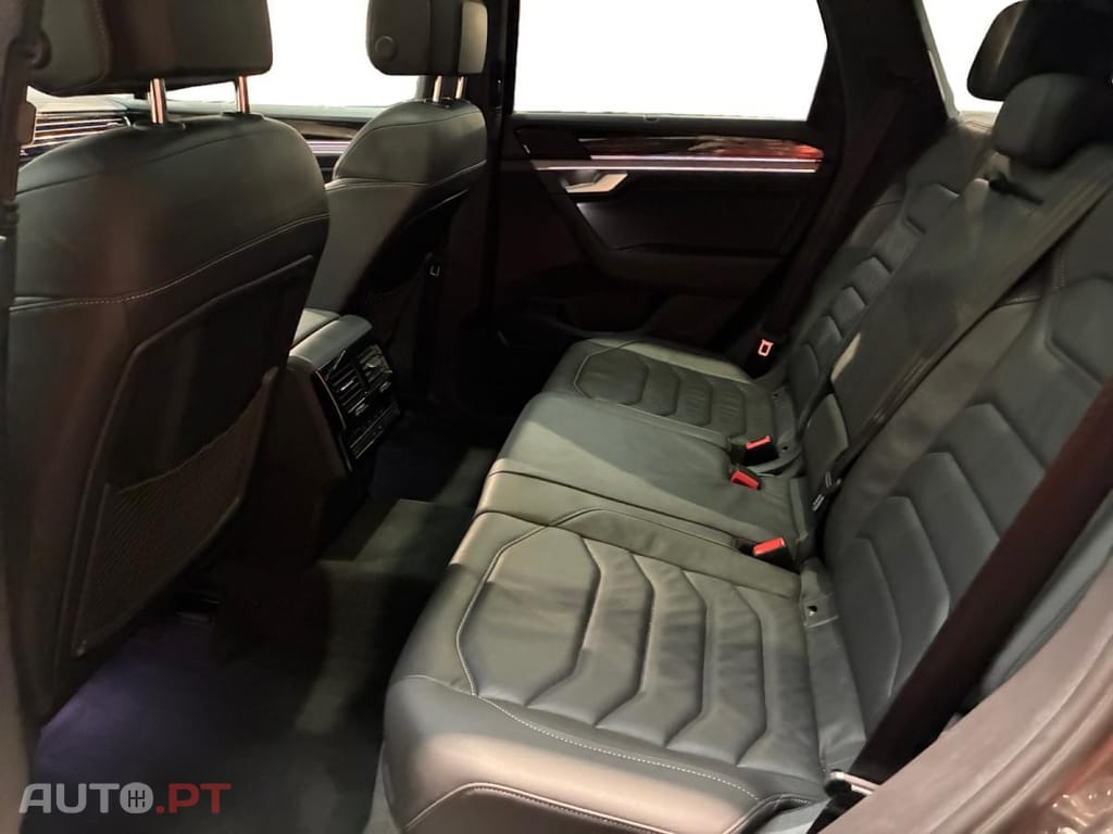 Volkswagen Touareg 3.0 TSI e-Hybrid R