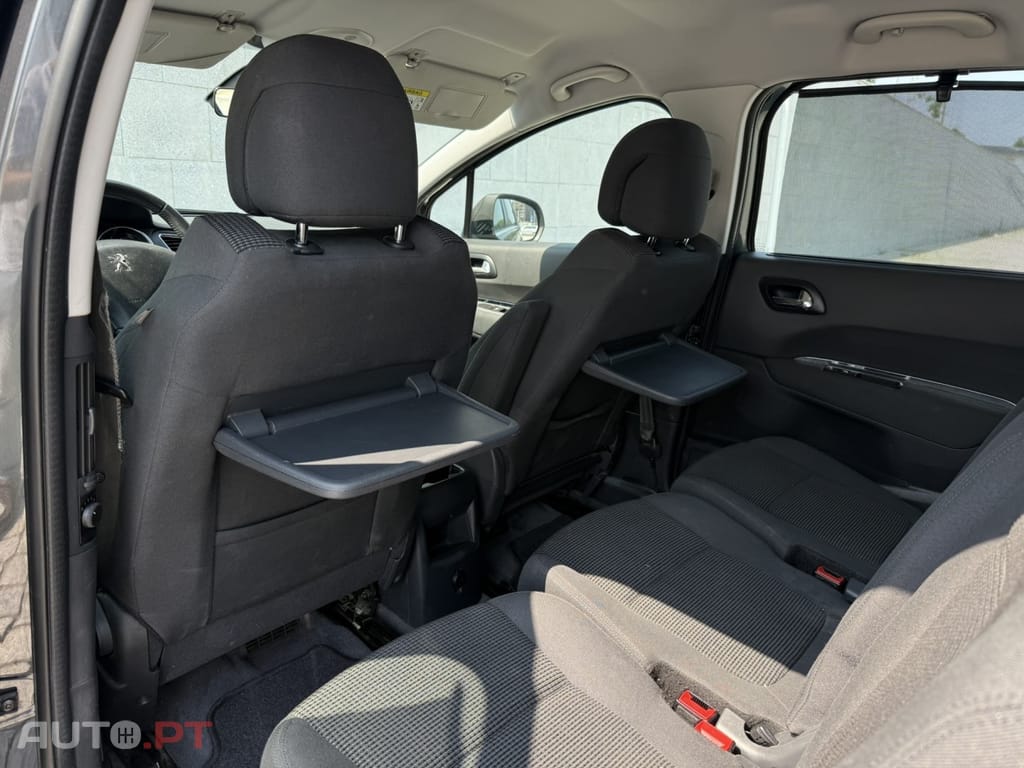 Peugeot 5008 1.2 PureTech Style
