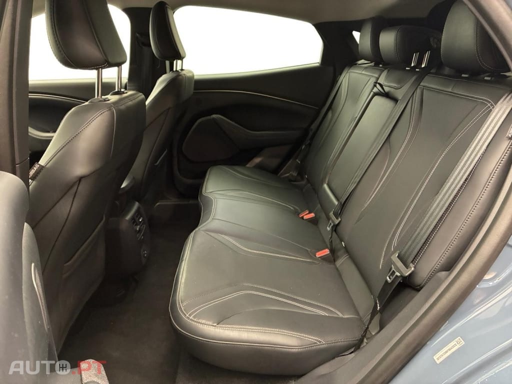 Ford Mustang Mach-E Standard Range