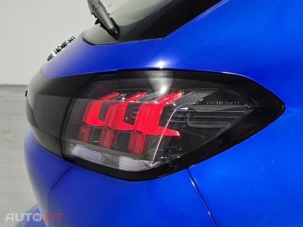 Peugeot E-208 50 kWh Style