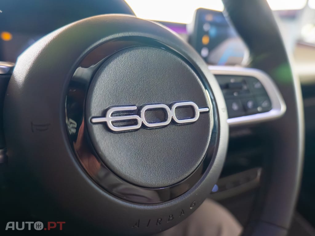 Fiat 600 1.2 Hybrid La Prima