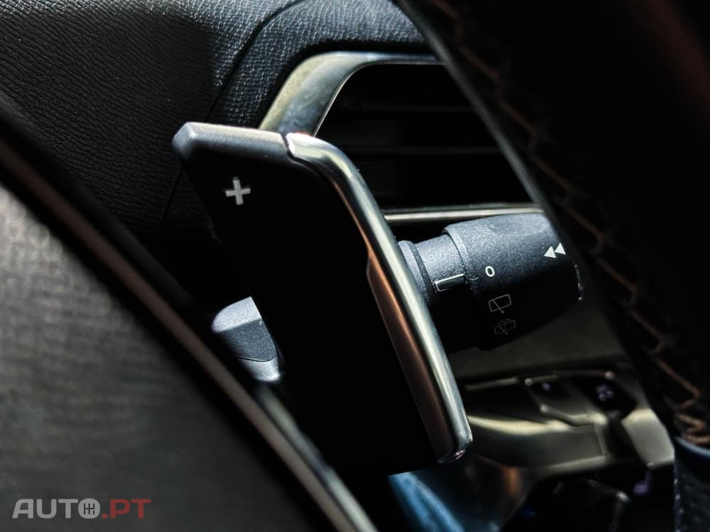 Peugeot 3008 1.6 Hybrid GT Pack e-EAT8