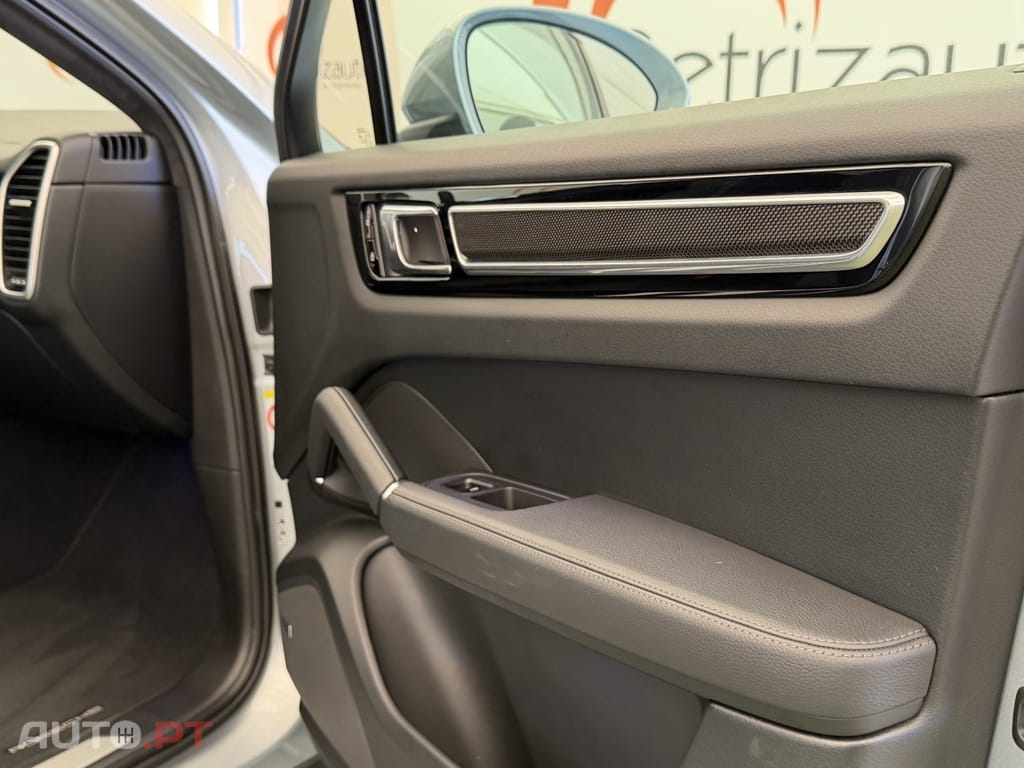 Porsche Cayenne E-Hybrid