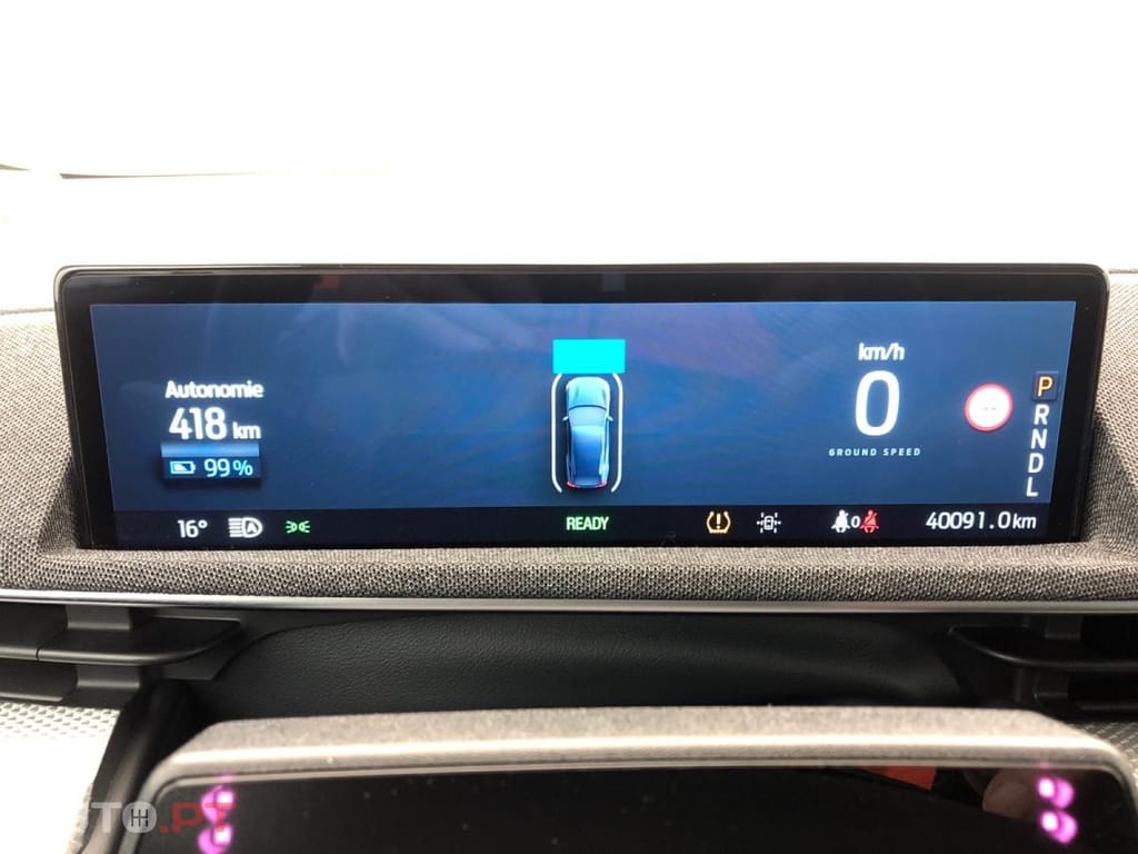 Ford Mustang Mach-E Standard Range