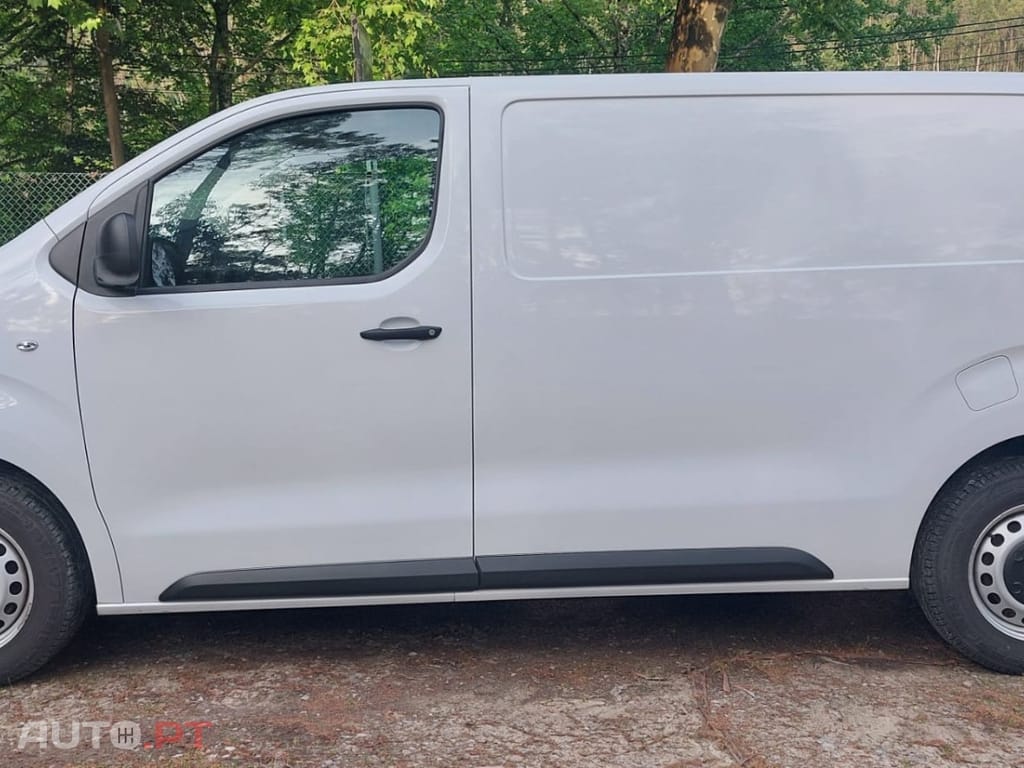 Peugeot E-Expert 75 kWh Semi-Vidrado Premium Standard