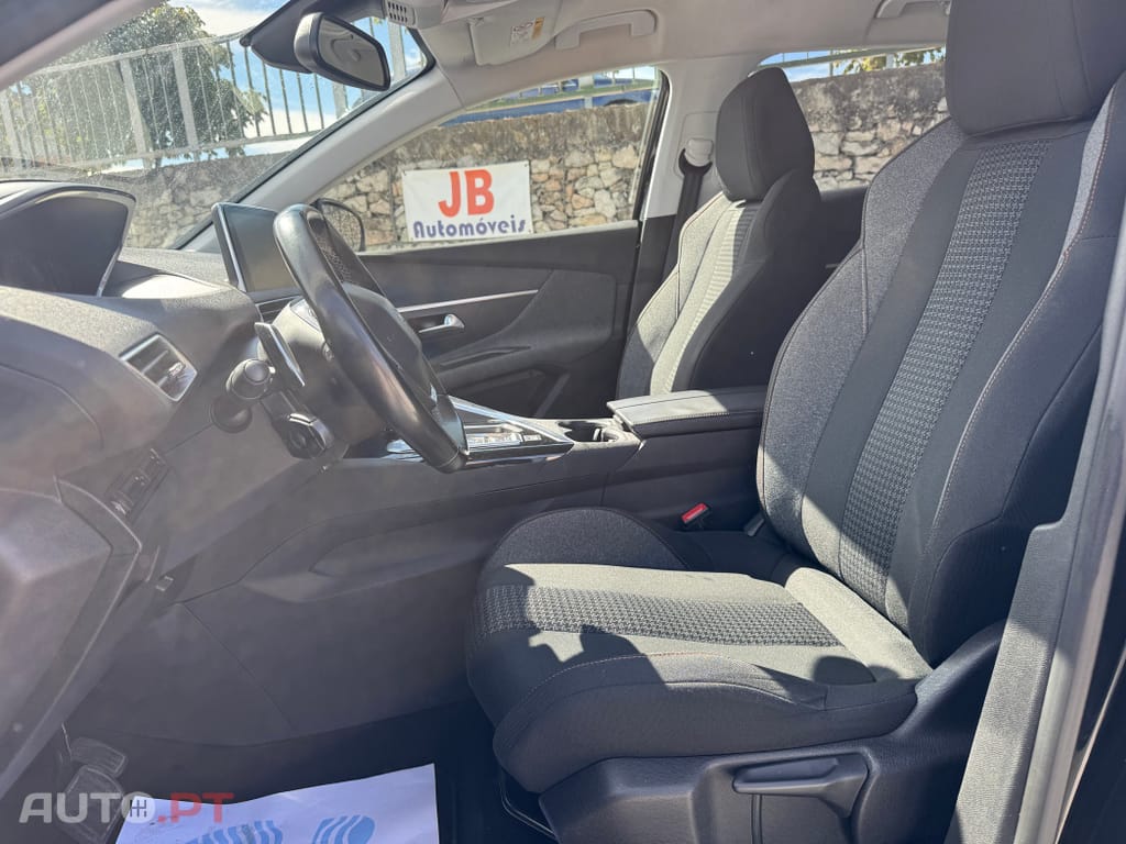 Peugeot 3008 1.6 BlueHDi Style EAT6