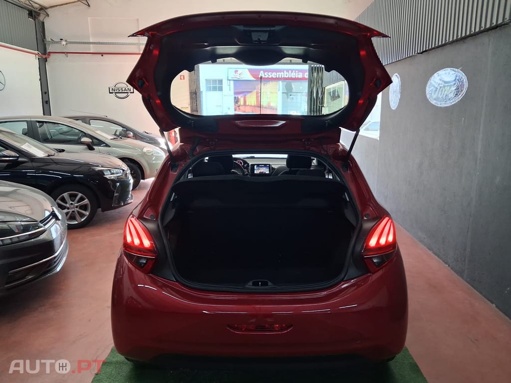 Peugeot 208 1.2 PureTech Style