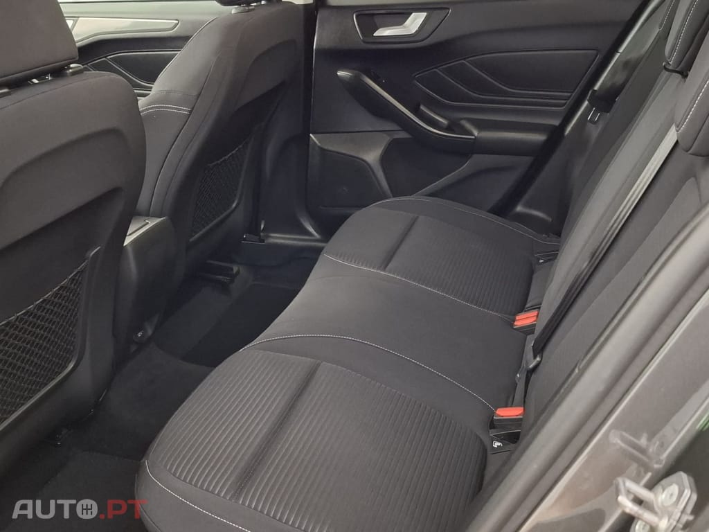 Ford Focus 1.5 TDCi EcoBlue Titanium