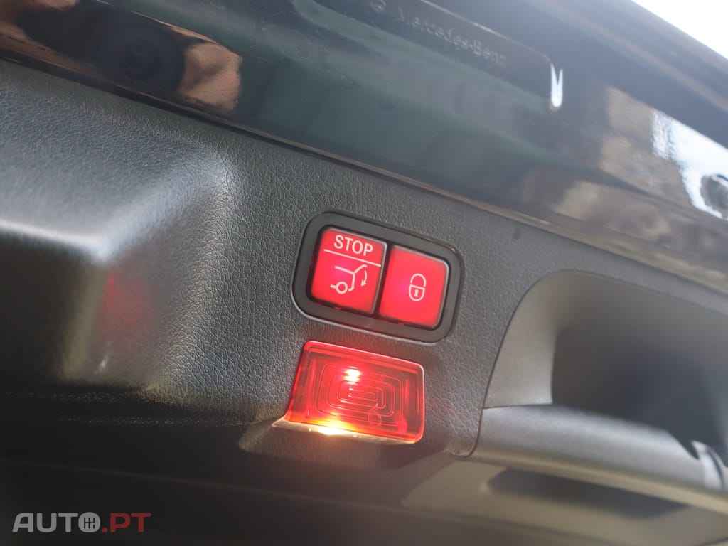 Mercedes-Benz CLA 180 d Shooting Brake AMG Premium Plus